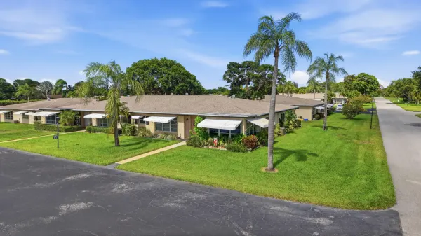 875 North Drive D, Delray Beach, FL 33445