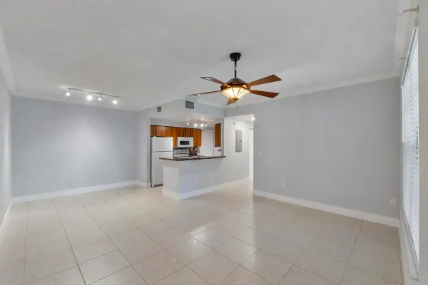5980 W Sample Road 104, Coral Springs, FL 33063