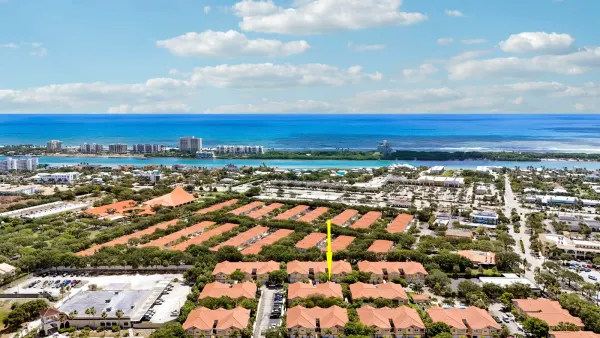 105 Lighthouse Circle B, Tequesta, FL 33469