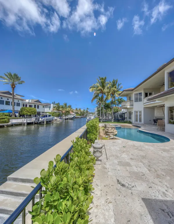 945 Cypress Drive, Delray Beach, FL 33483