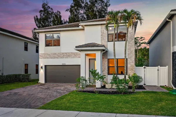 18452 Glenstone Street, Jupiter, FL 33458