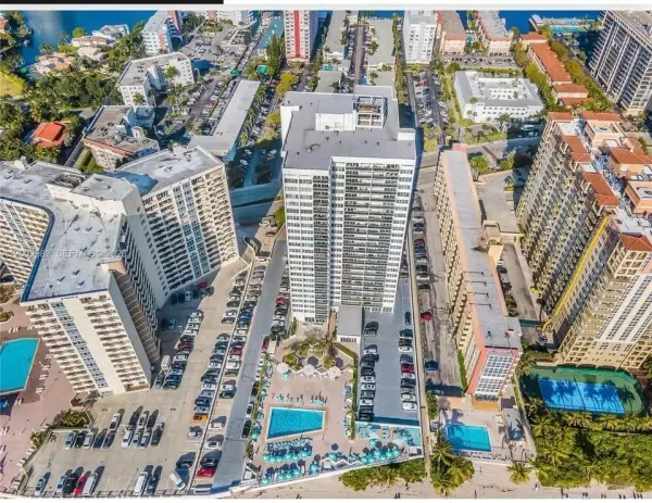 3140 S Ocean Drive 410, Hallandale Beach, FL 33009