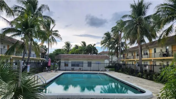 4160 NW 21st Street 246, Lauderhill, FL 33313