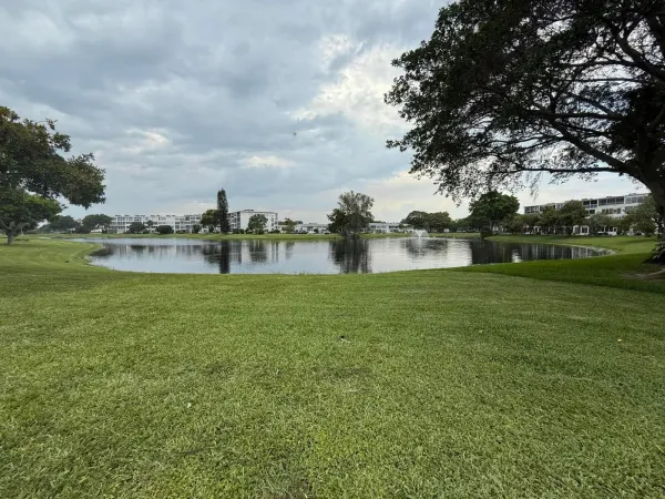 4021 Farnham 4021, Deerfield Beach, FL 33442