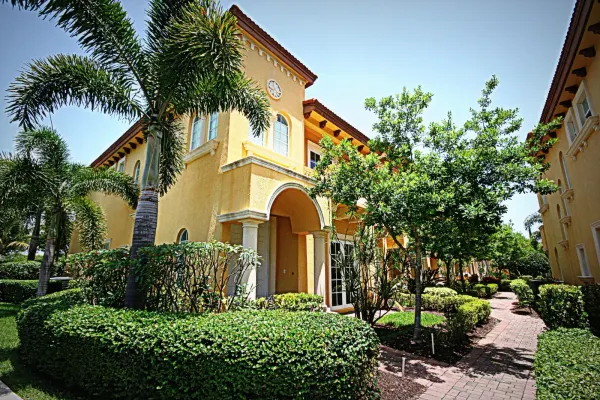 210 NE 69th Circle, Boca Raton, FL 33487