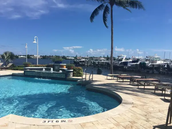 117 Yacht Club Way 307, Hypoluxo, FL 33462