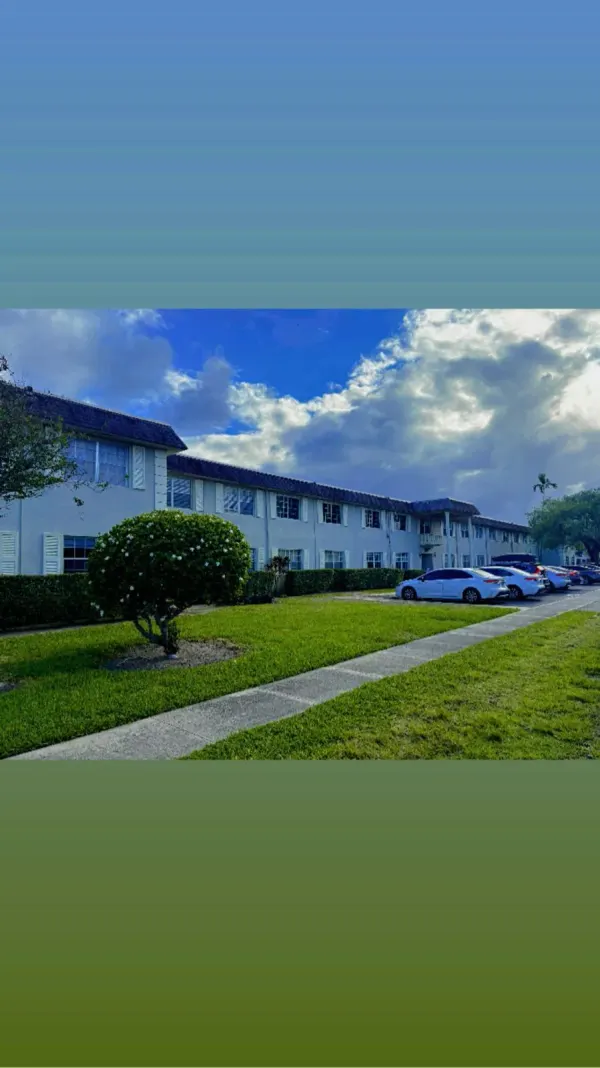1560 Mckinley Street 111w, Hollywood, FL 33020