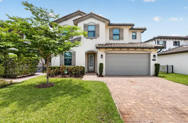 8787 Grand Prix Lane, Boynton Beach, FL 33472