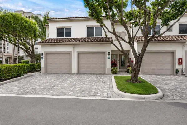 3596 S Ocean Boulevard 102, Highland Beach, FL 33487