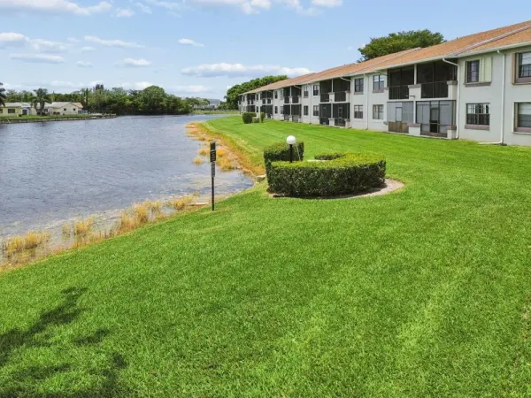 9740 W Mcnab Road 111, Tamarac, FL 33321
