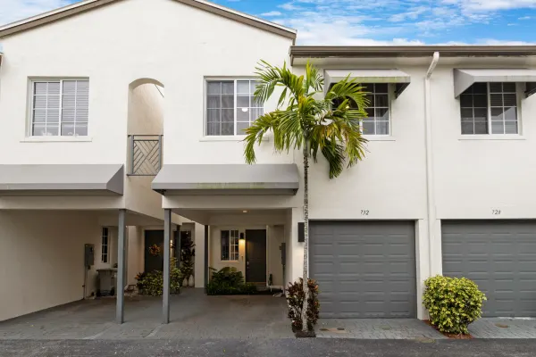 732 SE 2nd Street 732, Pompano Beach, FL 33060