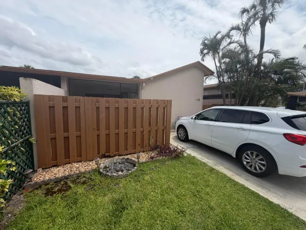 2400 SW 19th Avenue 128, Boynton Beach, FL 33426