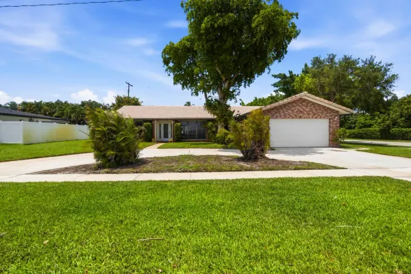 1501 NW 7th Street, Boca Raton, FL 33486