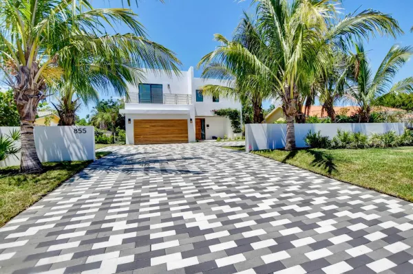 855 NW 4th Avenue, Boca Raton, FL 33432
