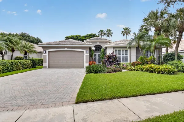 7180 Francisco Bend Drive, Delray Beach, FL 33446
