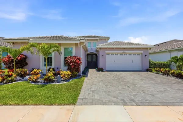 15264 Wildwood Circle, The Acreage, FL 33470