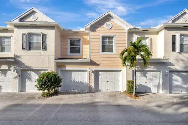 826 Dakota Drive 102, Jupiter, FL 33458