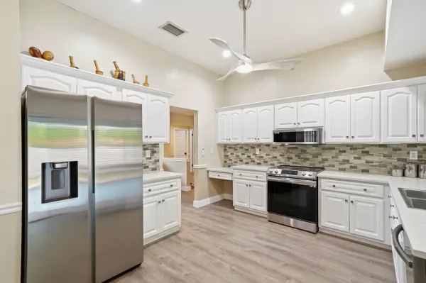 2145 NW 85th Lane, Coral Springs, FL 33071