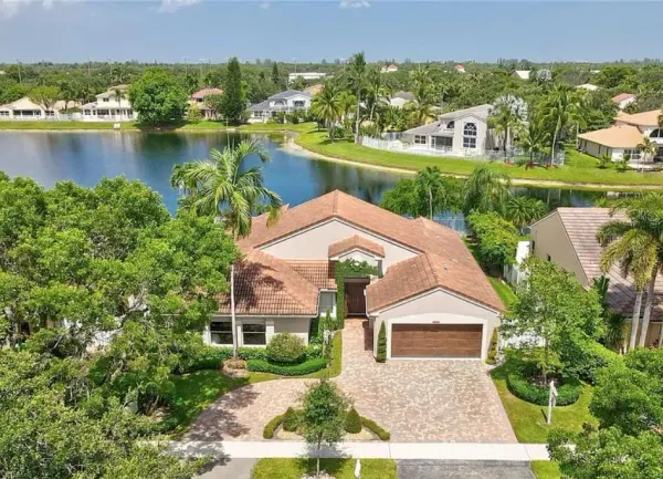 912 NW 132nd Avenue, Sunrise, FL 33325