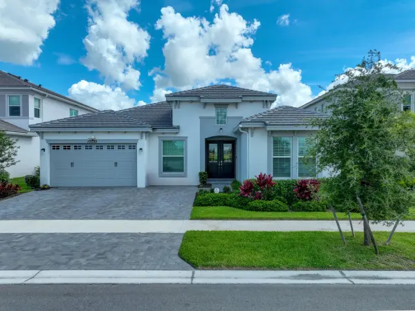 13530 Spruce Pine Drive, The Acreage, FL 33470
