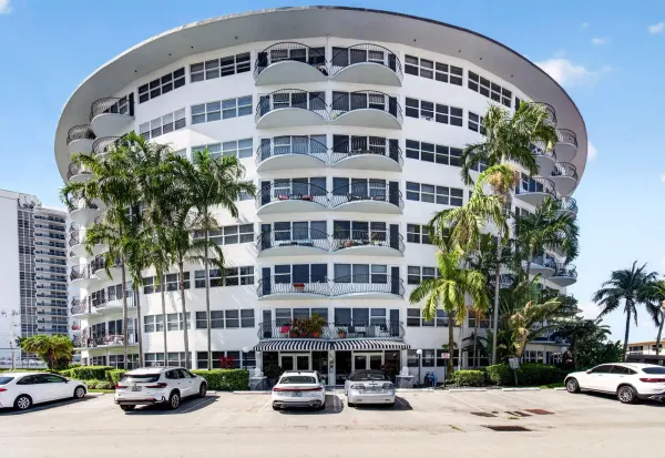 3250 NE 28th Street Unit 302, Fort Lauderdale, FL 33308