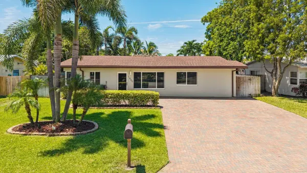 1660 NE 31st Court, Pompano Beach, FL 33064