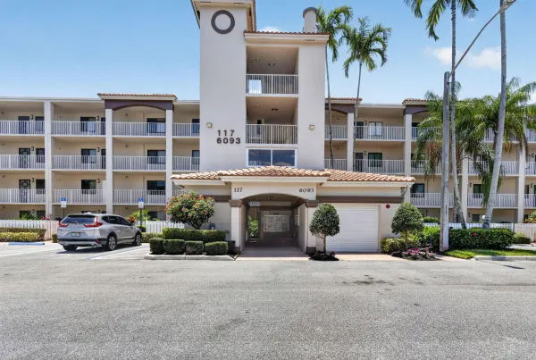 6093 Pointe Regal Circle 206, Delray Beach, FL 33484