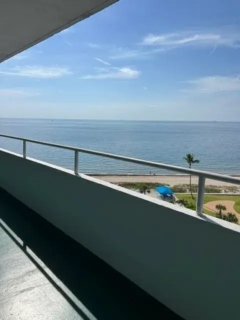4050 N Ocean Drive 1006, Lauderdale-by-the-sea, FL 33308
