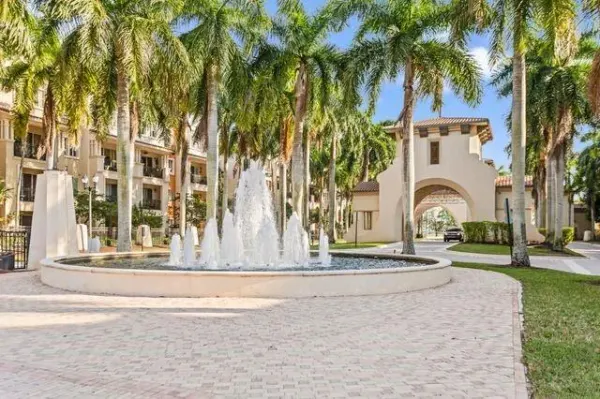 2925 NW 126th Avenue 428-1, Sunrise, FL 33323