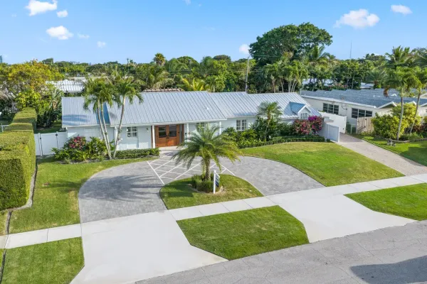 418 Oyster Road, North Palm Beach, FL 33408