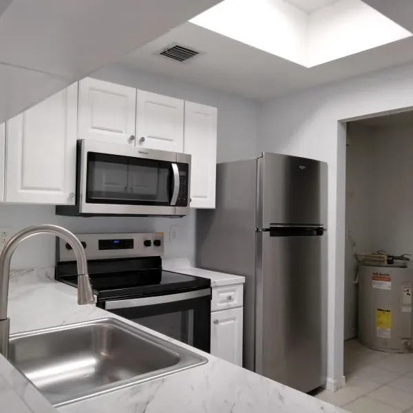 2803 Sarento Place 111, Palm Beach Gardens, FL 33410