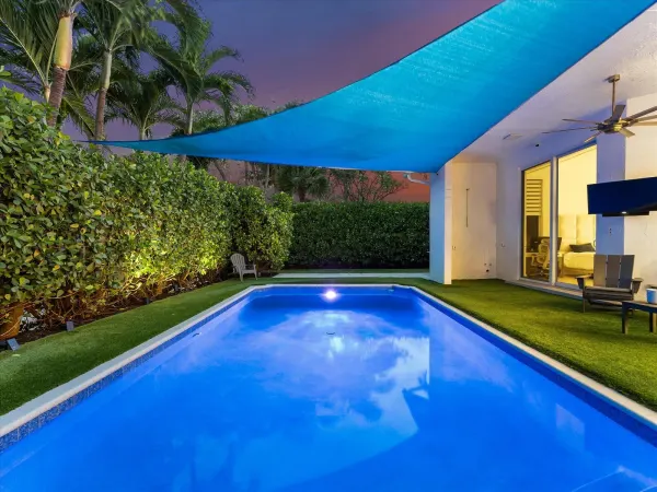 1002 Lake Shore Drive, Delray Beach, FL 33444