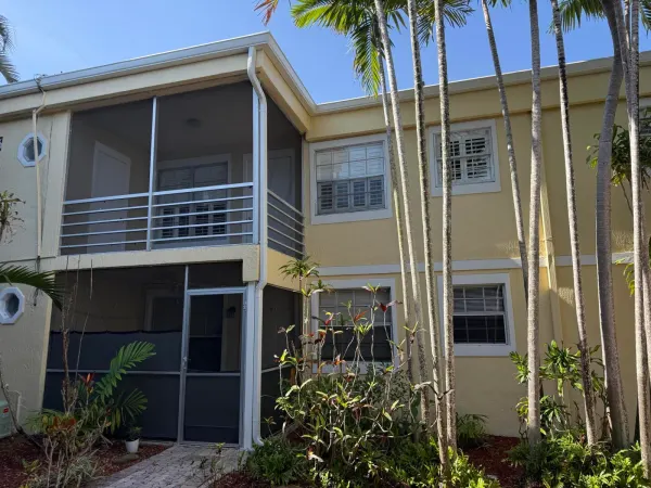320 SE 10th Street C, Pompano Beach, FL 33060