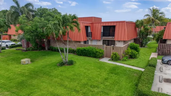 3310 Meridian Way S A, Palm Beach Gardens, FL 33410