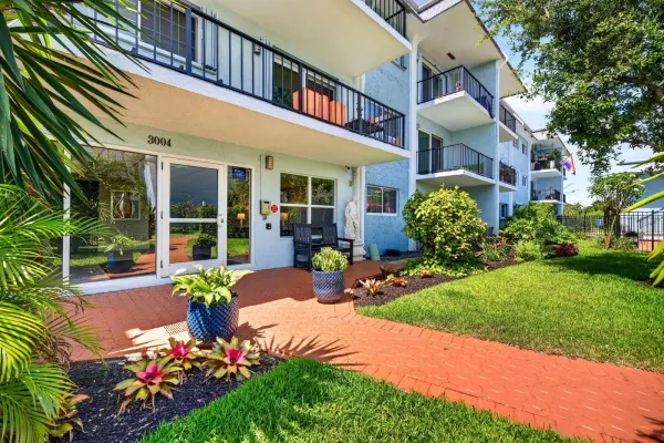 3004 NE 5th Terrace 216-c, Wilton Manors, FL 33334