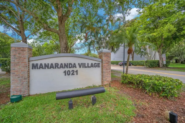 1021 Mockingbird Lane 303, Plantation, FL 33324