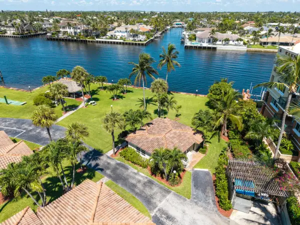 1225 Hillsboro Mile Ss1, Hillsboro Beach, FL 33062
