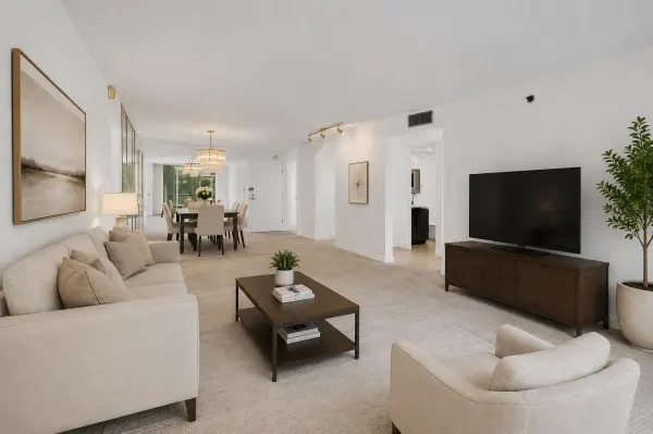 1100 Saint Charles Place 203, Pembroke Pines, FL 33026