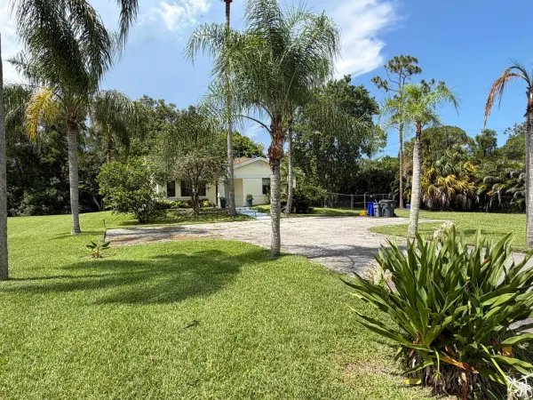 13835 49th Street N, West Palm Beach, FL 33411