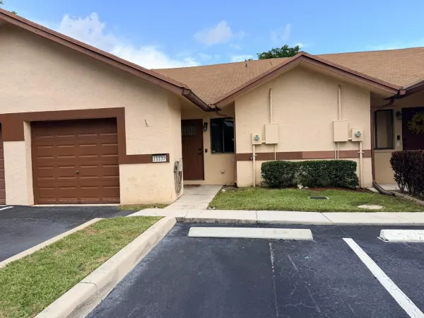 11137 NW 38th Place, Sunrise, FL 33351