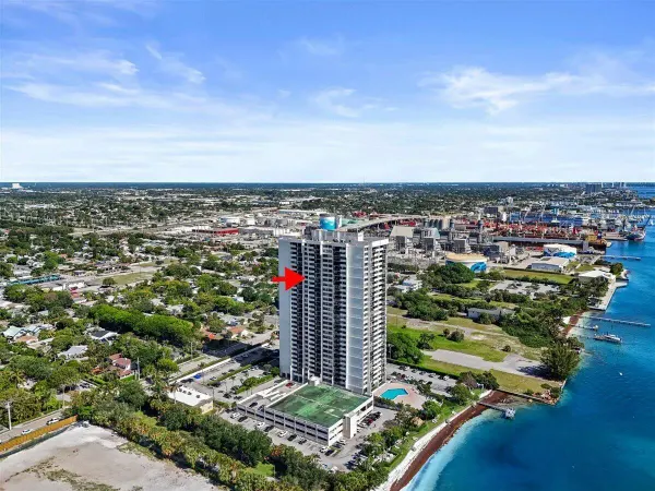 5600 N Flagler Drive 2304, West Palm Beach, FL 33407