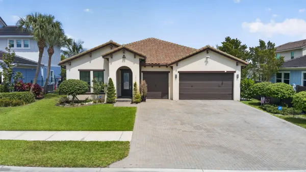 1010 Sweetgrass Street, Loxahatchee, FL 33470