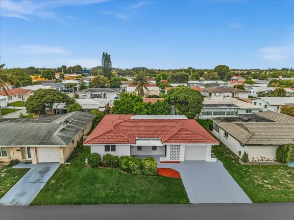 5715 NW 86th Avenue, Tamarac, FL 33321
