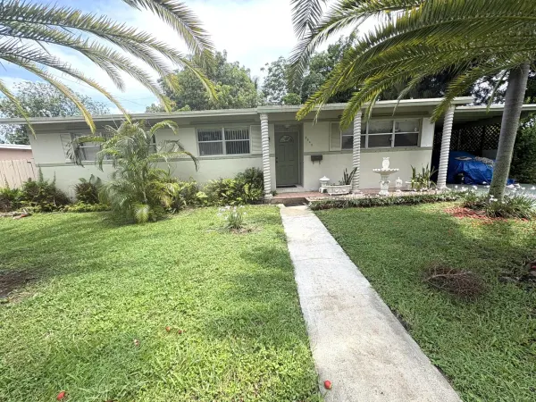 6940 NW 14th Court NW, Plantation, FL 33313