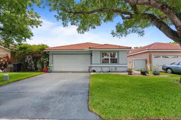 13452 NW 5th Court, Plantation, FL 33325