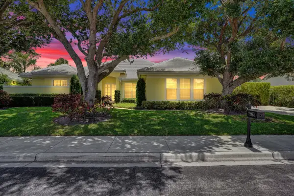 2760 Tecumseh Drive, West Palm Beach, FL 33409