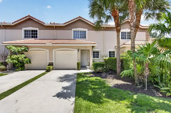 6689 Old Farm Trail, Boynton Beach, FL 33437