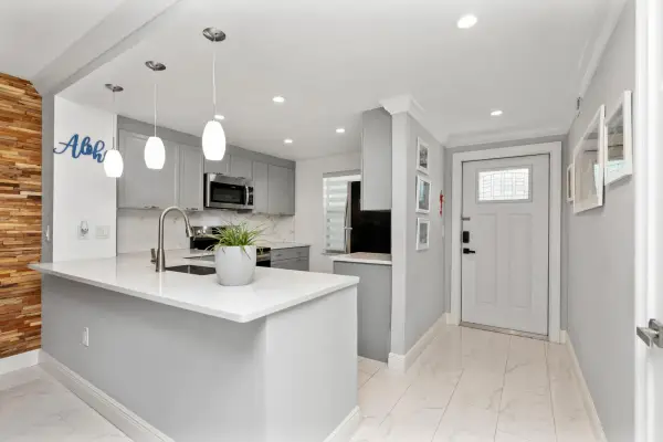 9780 Marina Boulevard 421, Boca Raton, FL 33428