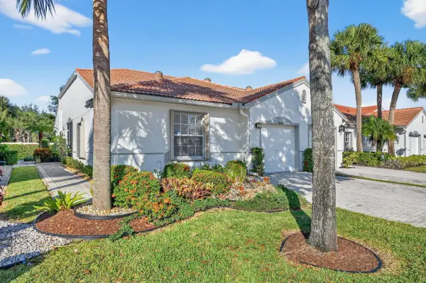 8536 Logia Circle, Boynton Beach, FL 33472