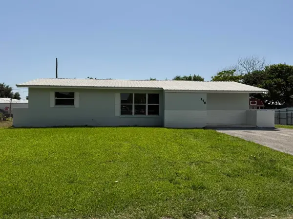 148 SE 6th Street N, Belle Glade, FL 33430